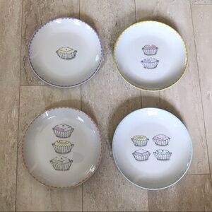 NWOT Set of 4 Ceramic Dessert Plates Southern Preppy Cupcakes Colorful